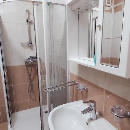 App Oleander Apartment Umag Exterior photo